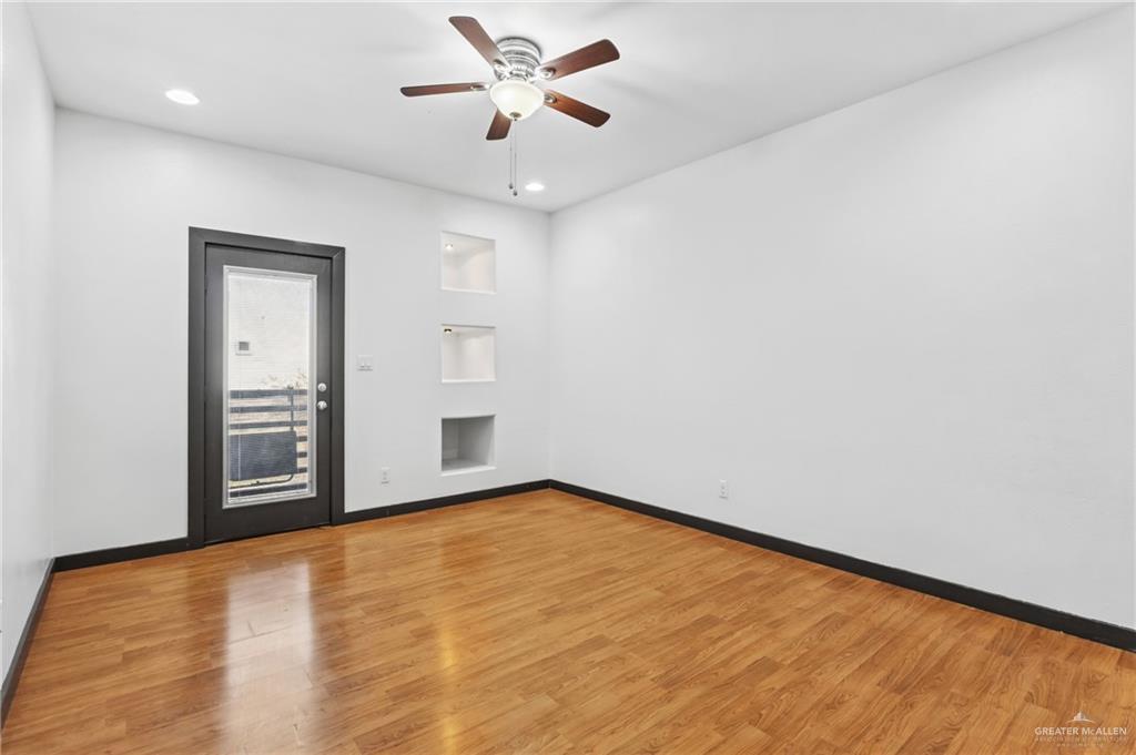 Photo 11 of 1304 Camelia Avenue #3