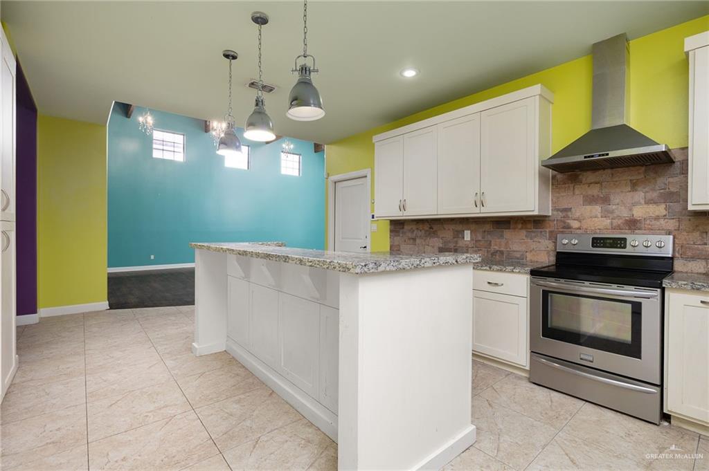 Photo 10 of 2512 C Street