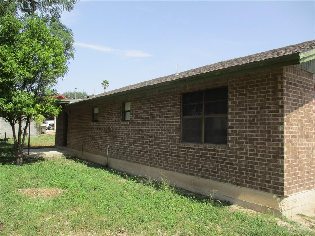 Photo 15 of 243 Teodora Drive