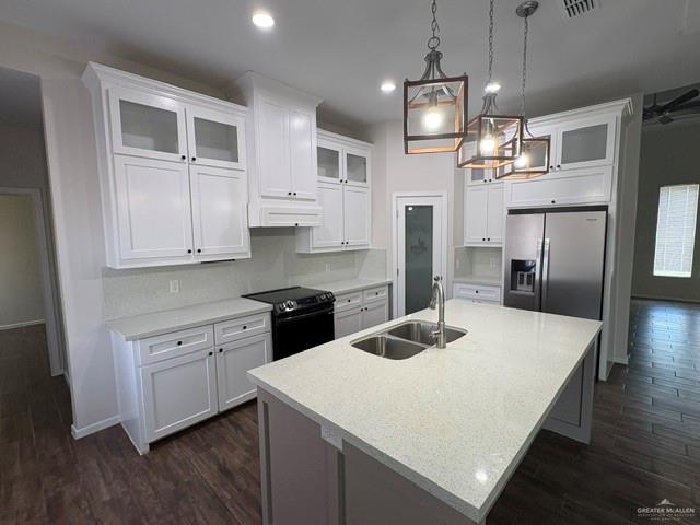 Photo 4 of 714 Santa Isabel Street
