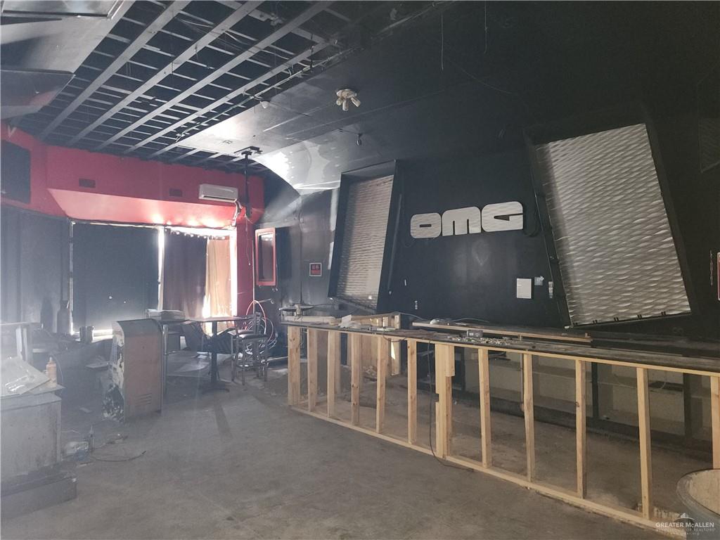 Photo 3 of 202 17th Street