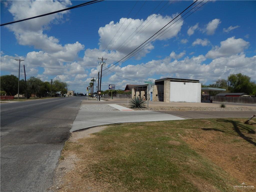 Photo 4 of 309 FM 506