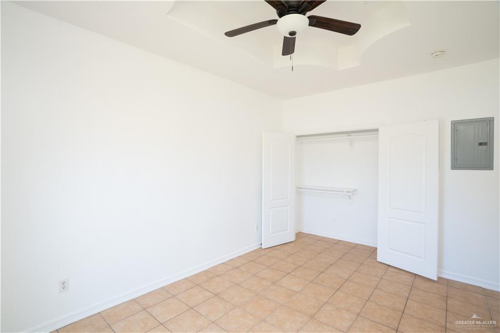 Photo 12 of 604 Buena Vista Drive