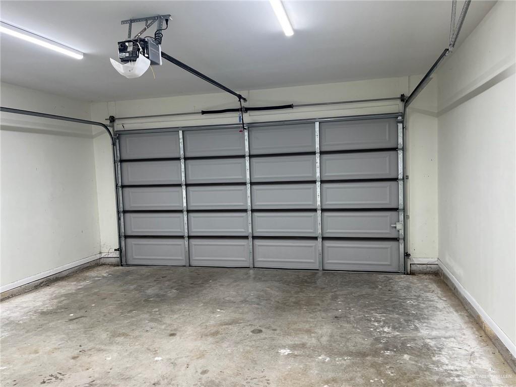 Photo 4 of 2431 Summer Breeze Street