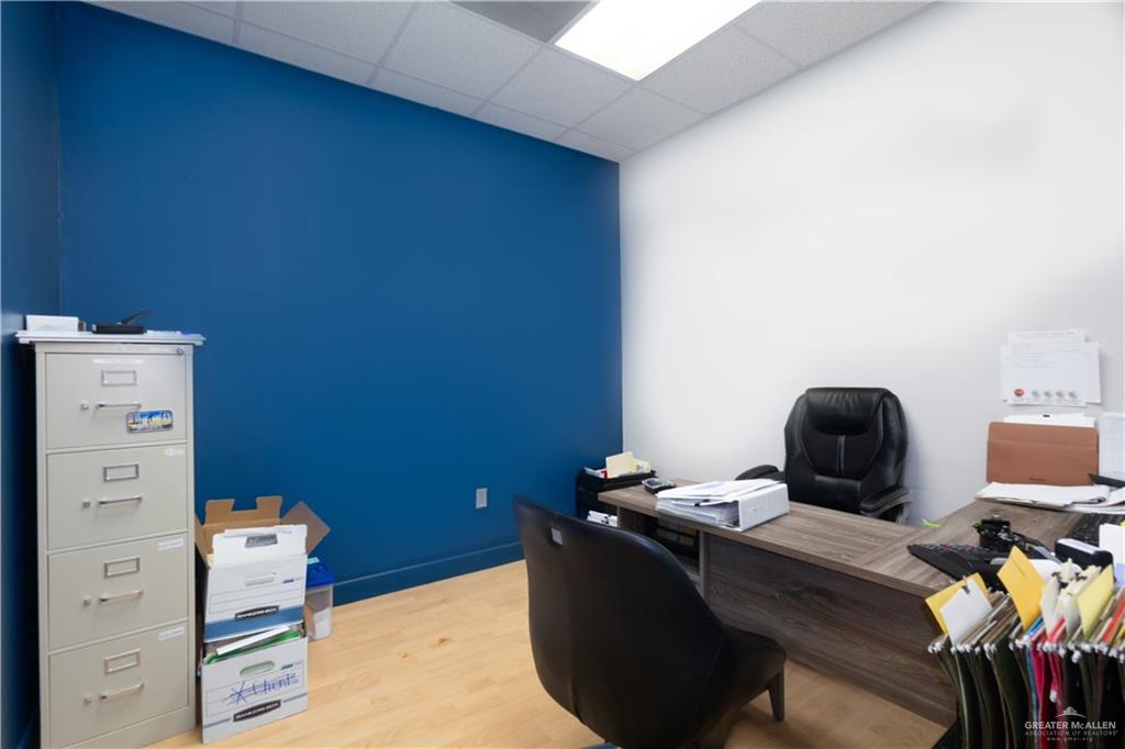 Photo 9 of 2721 Fountain Plaza Boulevard #Suite A