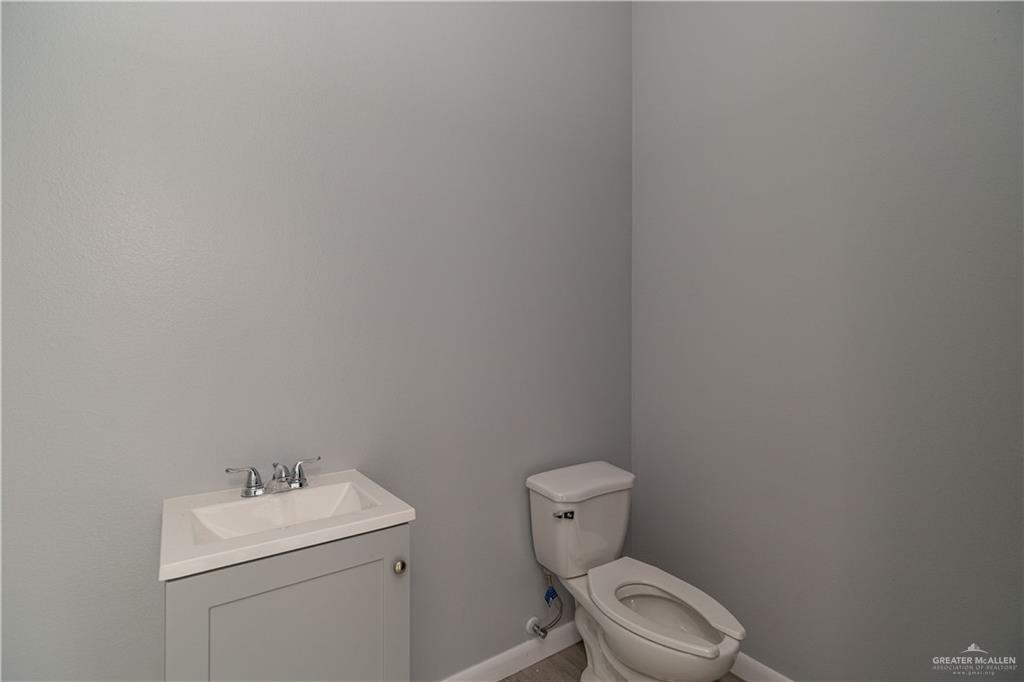 Photo 5 of 2103 Griffin Parkway #4