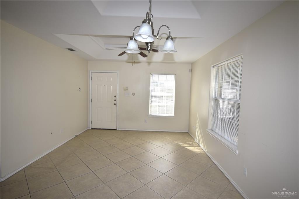 Photo 32 of 214 Albatross Avenue