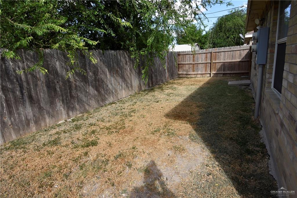 Photo 40 of 214 Albatross Avenue