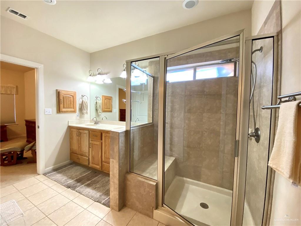 Photo 10 of 3904 Pelican Way