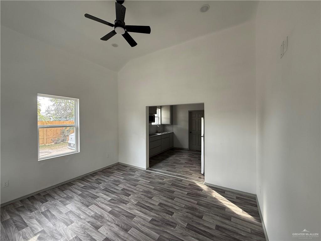 Photo 14 of 212 11th Street