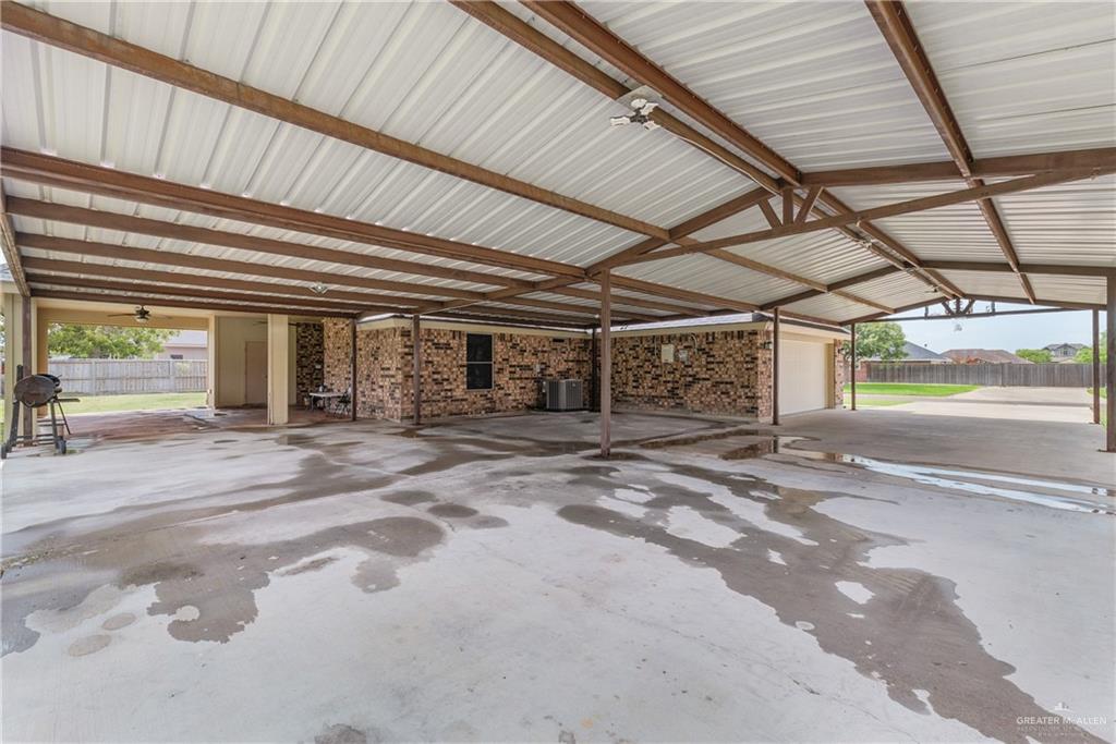 Photo 4 of 2701 Las Nubes Drive