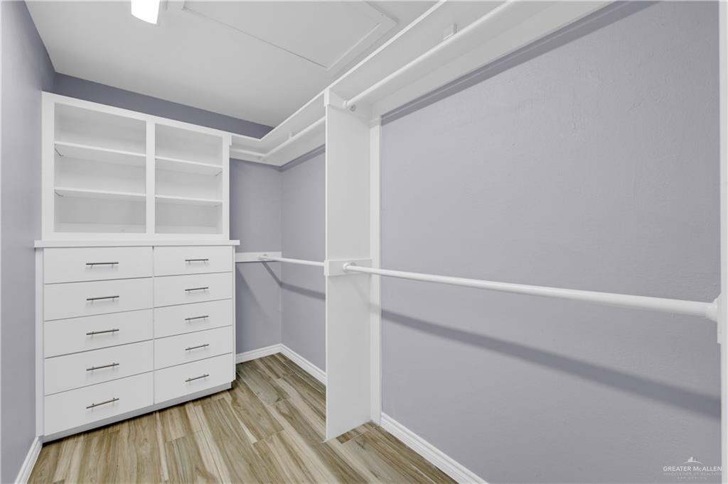 Photo 13 of 3005 Heron Avenue