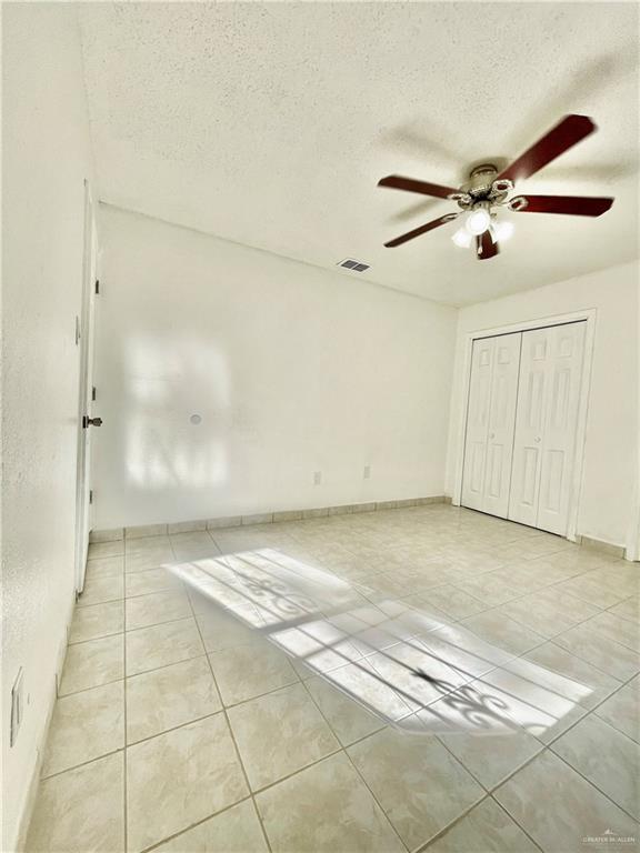 Photo 11 of 2520 Goldcrest Avenue