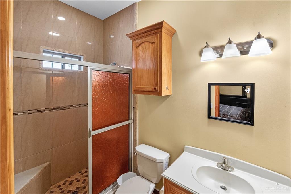 Photo 9 of 552 Godornis Street