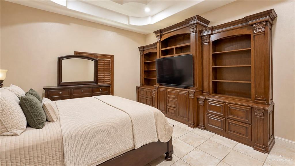 Photo 31 of 5003 Labrador Drive