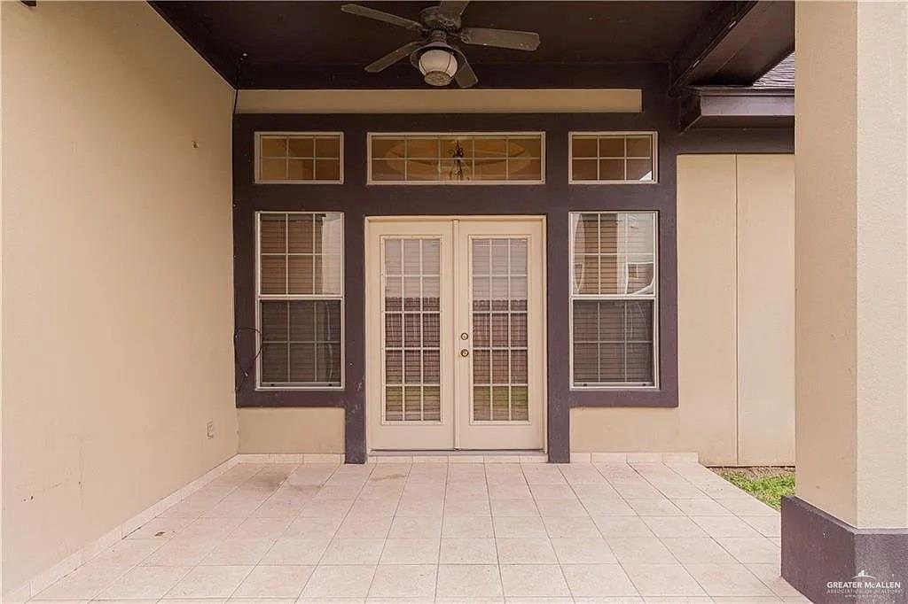 Photo 15 of 2433 7th Street