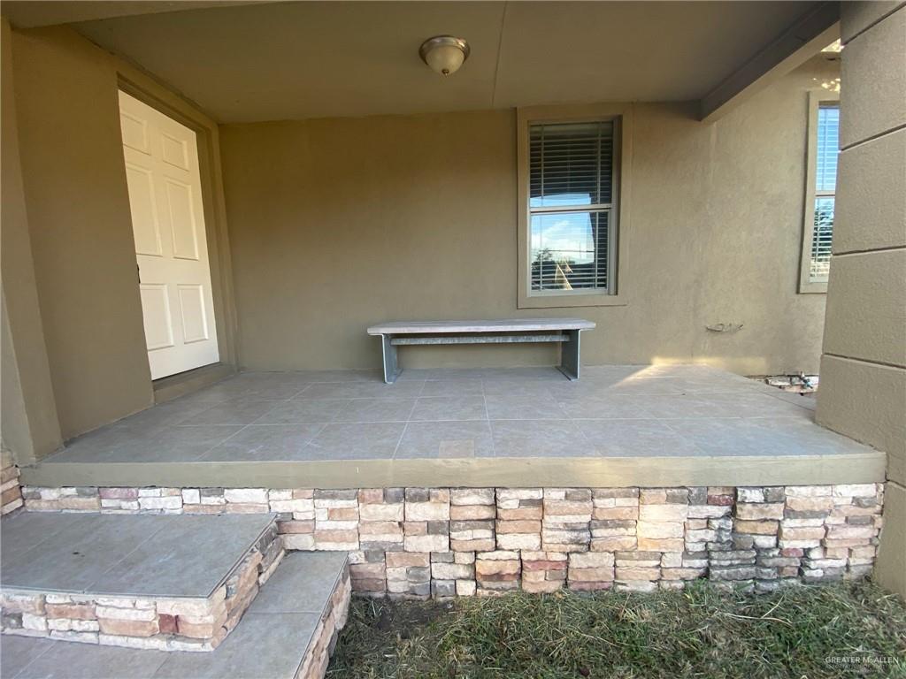 Photo 6 of 604 Hackberry Avenue
