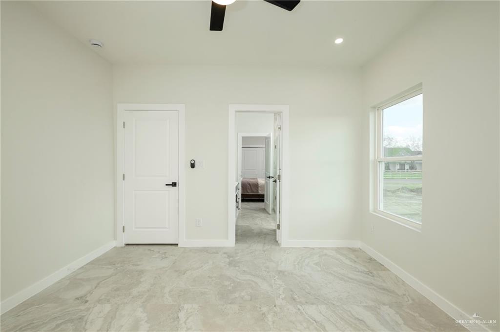 Photo 17 of 21148 Breedlove Street