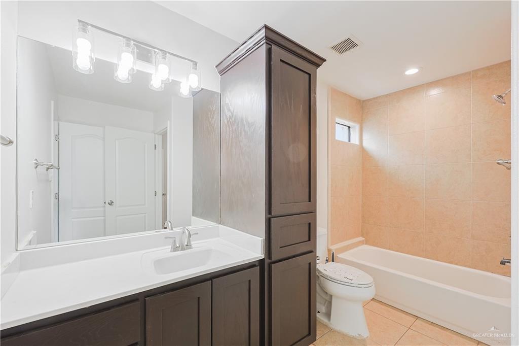 Photo 20 of 1368 Garden Drive