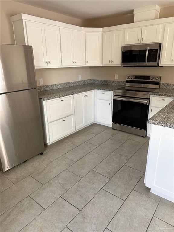 Photo 6 of 906 Tom Landry Street #1