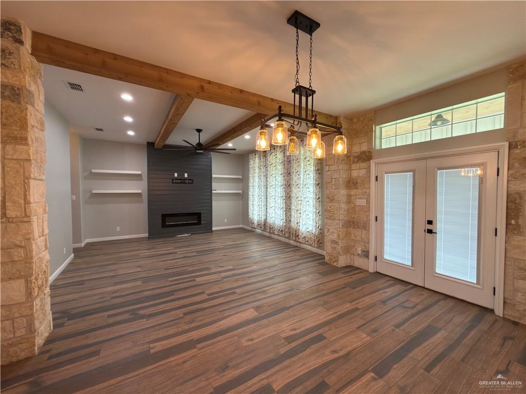 Photo 5 of 2504 Monarch Lane
