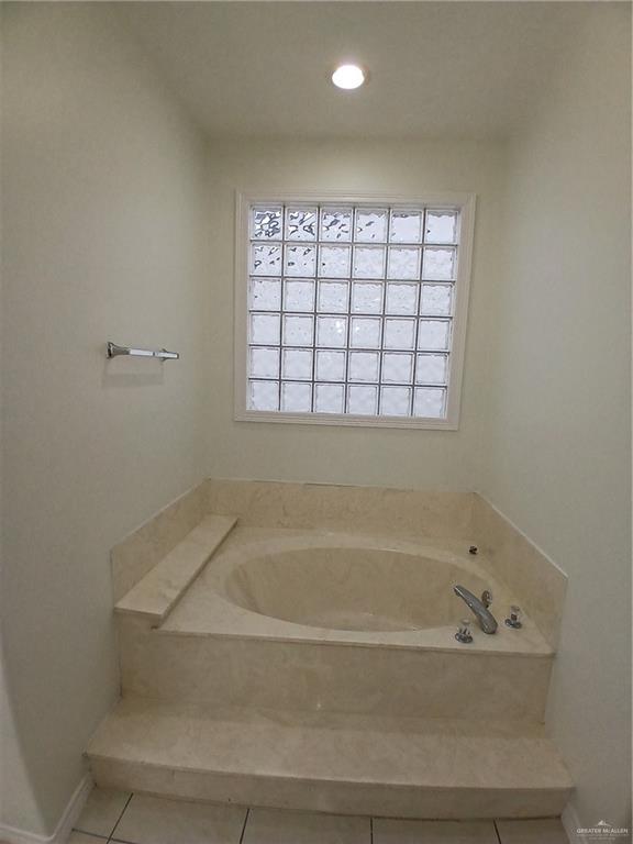 Photo 14 of 130 San Jacinto Drive