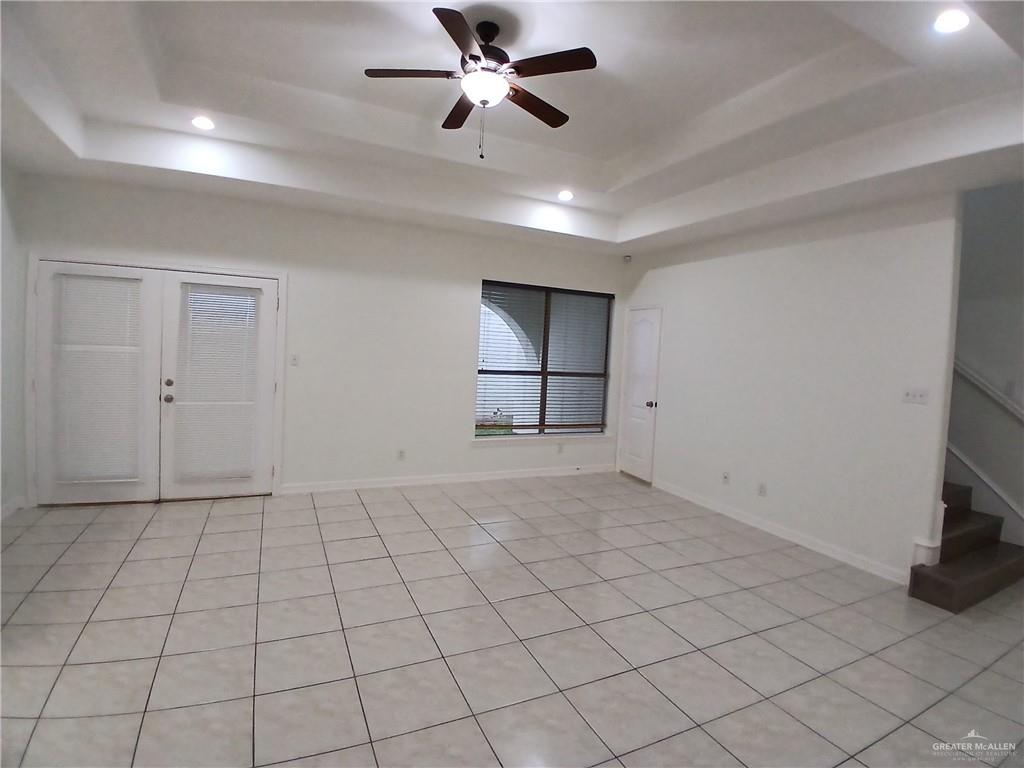 Photo 7 of 130 San Jacinto Drive