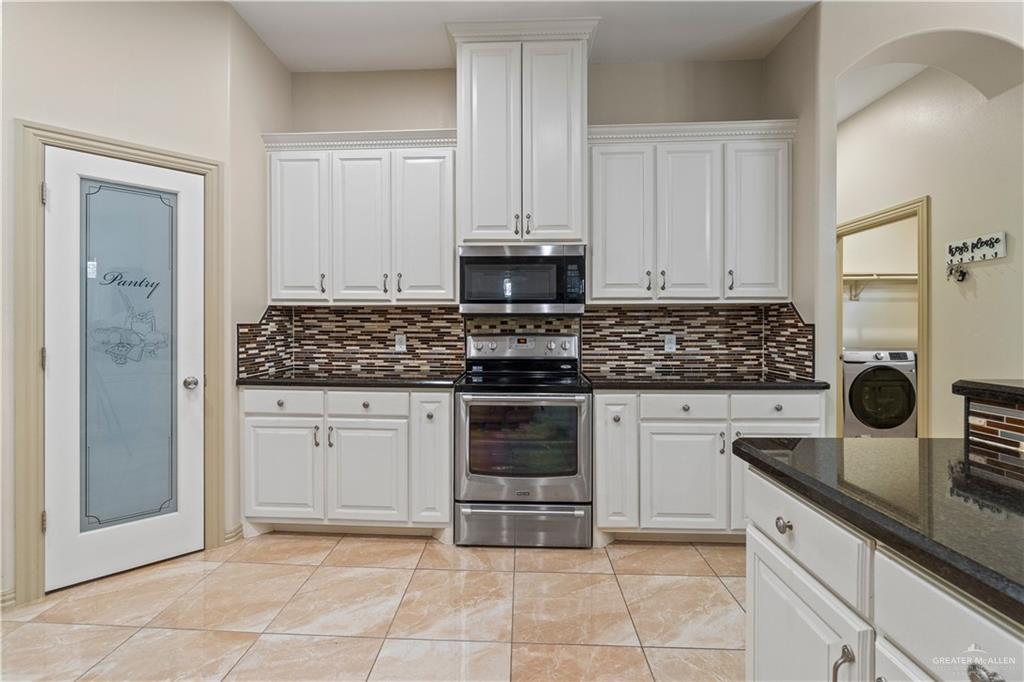 Photo 13 of 1405 Helena Drive