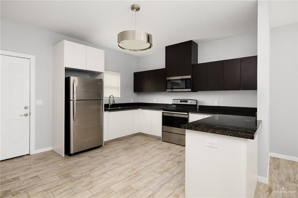 Photo 4 of 3707 Valeria Street #2