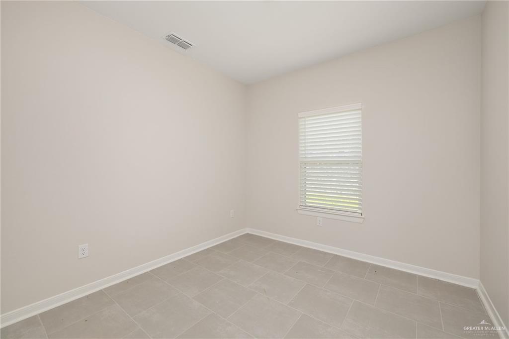 Photo 11 of 820 Templo Dorado Street