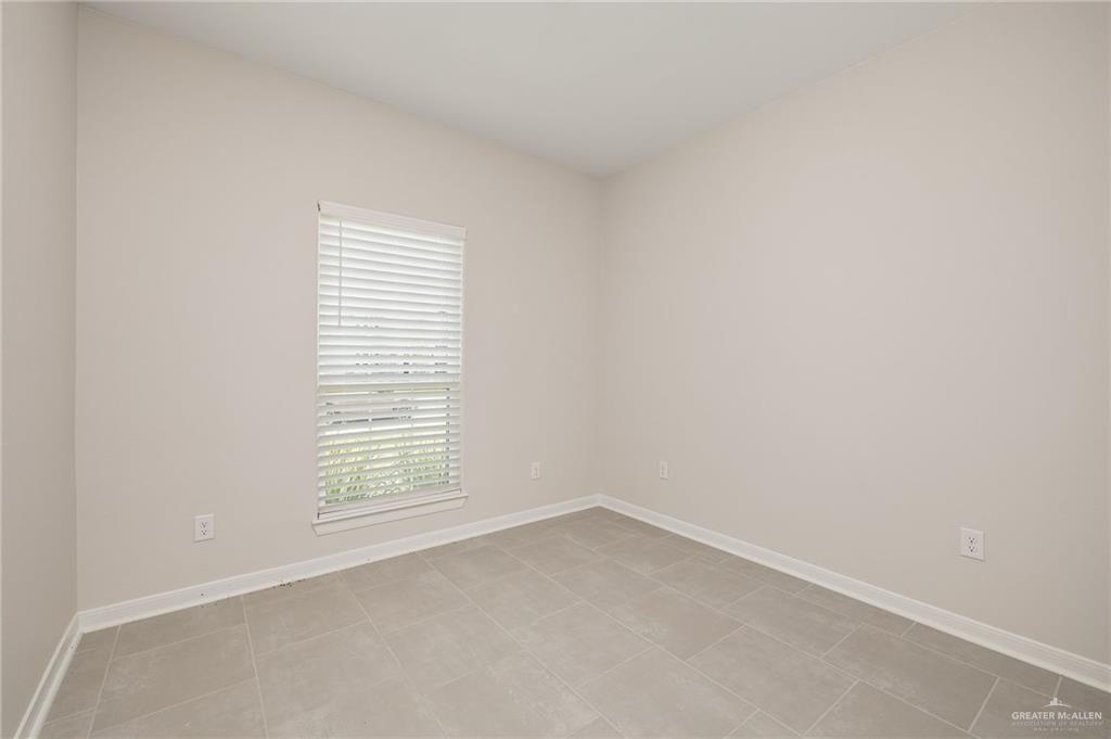 Photo 13 of 820 Templo Dorado Street
