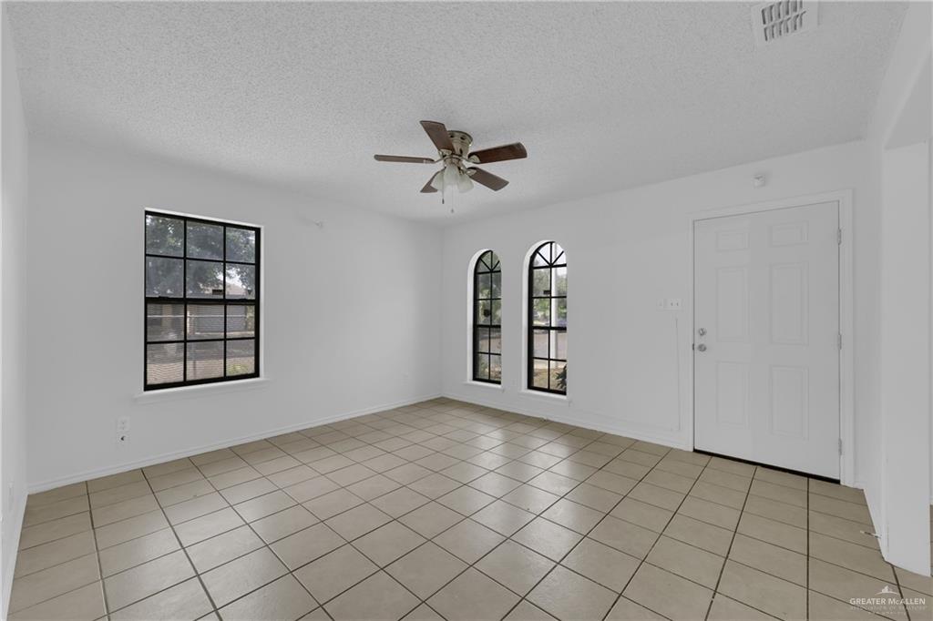 Photo 6 of 4125 Goldenrod Avenue