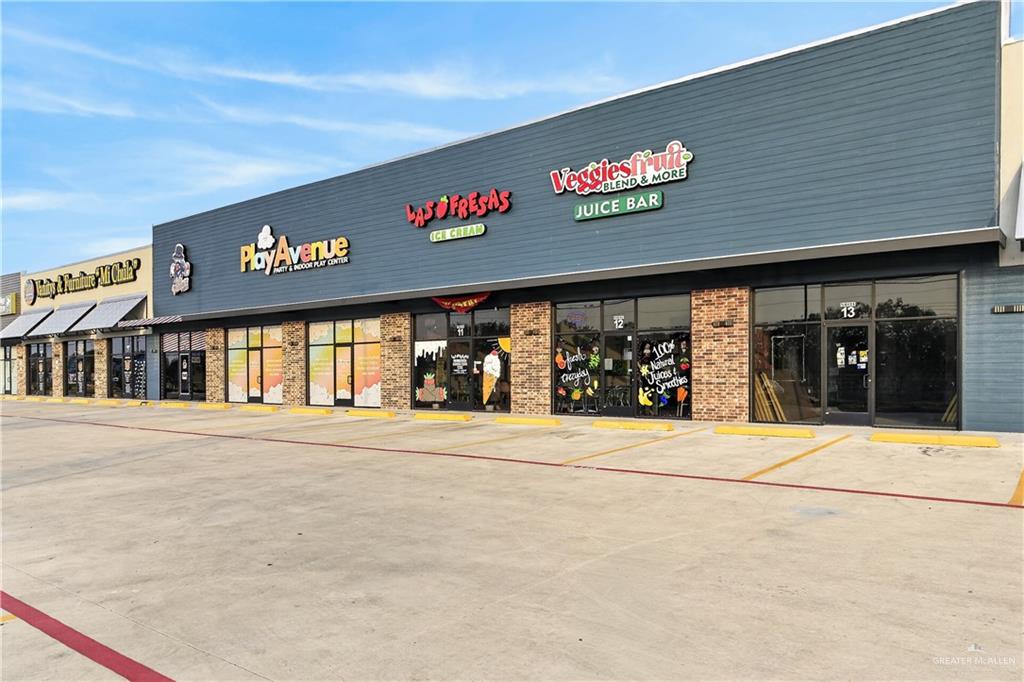 Photo 8 of 901 Raul Longoria Road