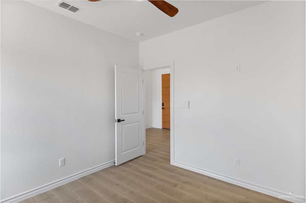 Photo 12 of 1514 Karianna Drive