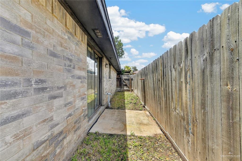 Photo 13 of 1602 Avocet Avenue #B