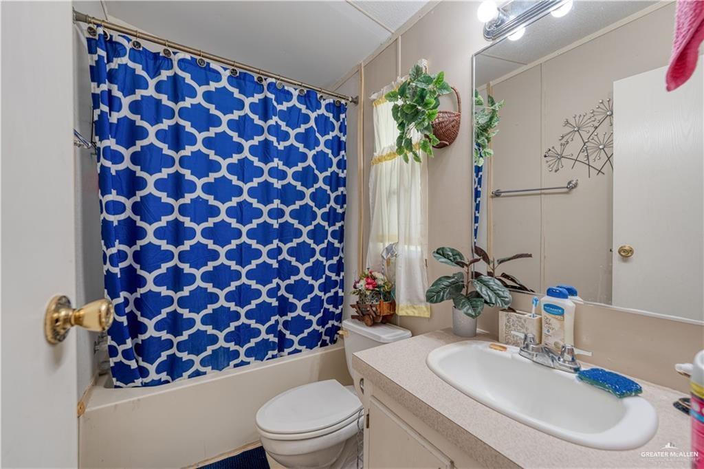 Photo 21 of 220 Delmita Road