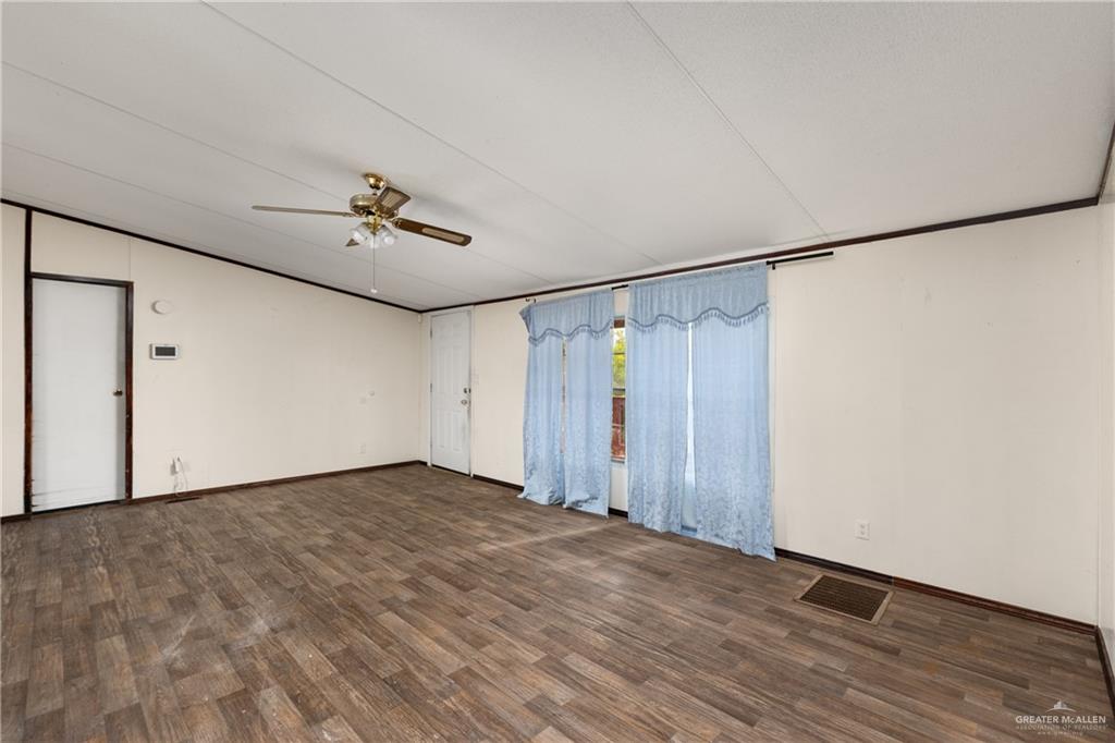 Photo 6 of 2711 Abraham Street