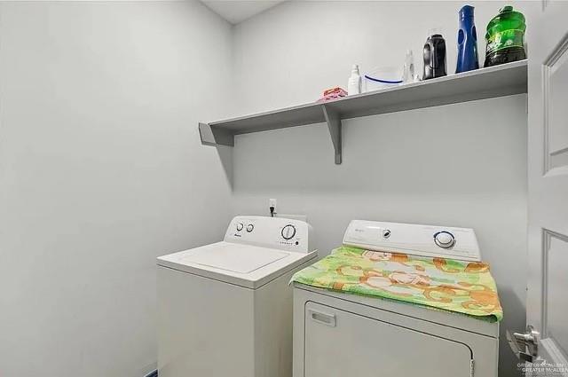 Photo 10 of 2602 Primrose Avenue