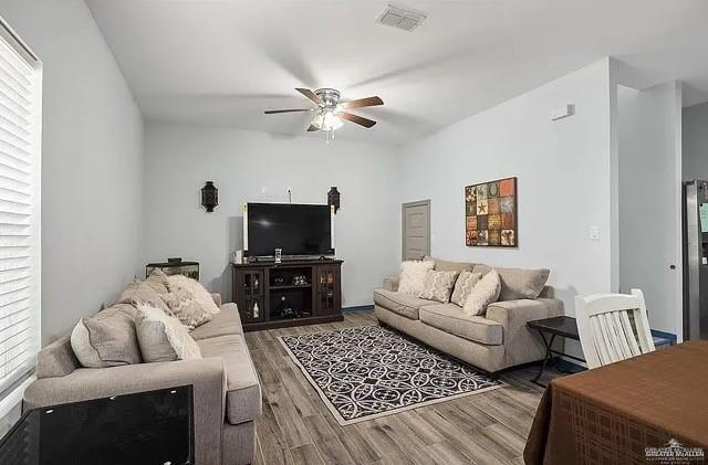 Photo 5 of 2602 Primrose Avenue