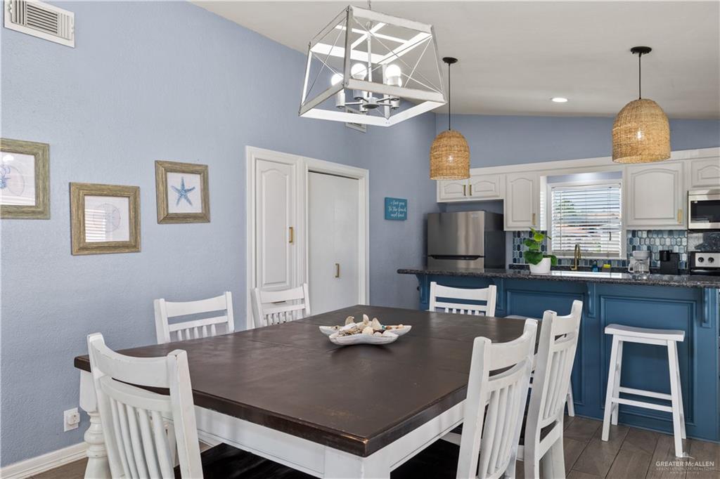 Photo 4 of 200 Retama Street #A