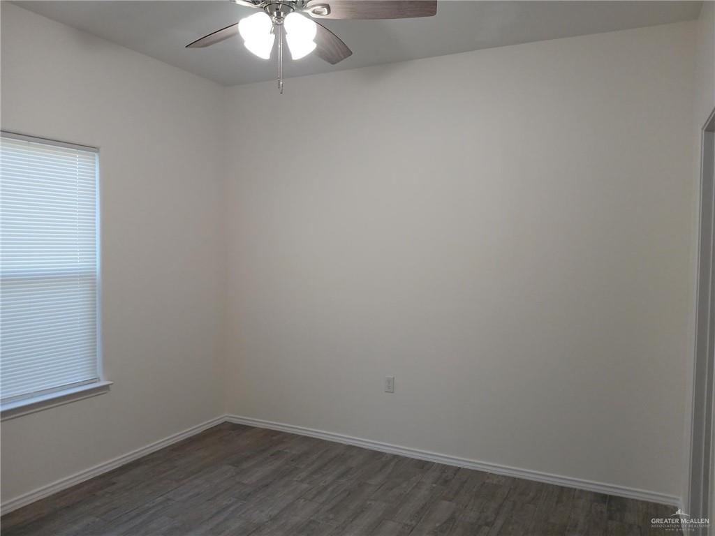 Photo 9 of 605 Cypress Avenue