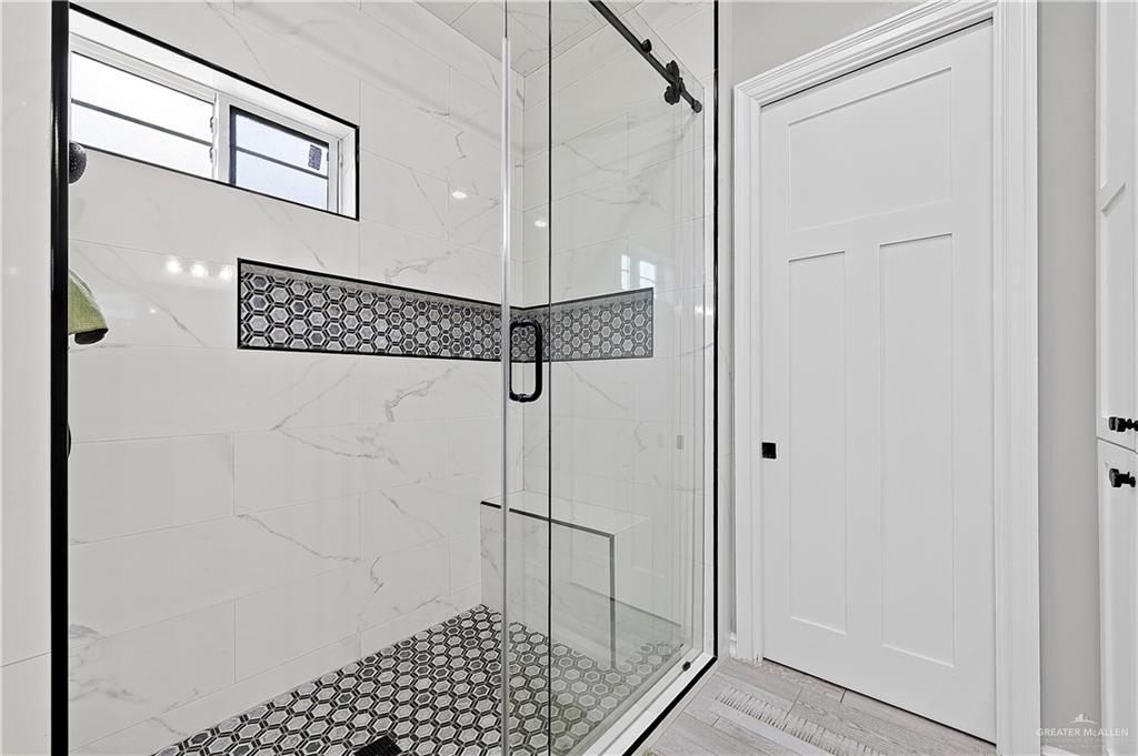 Photo 15 of 3805 Wisteria Avenue