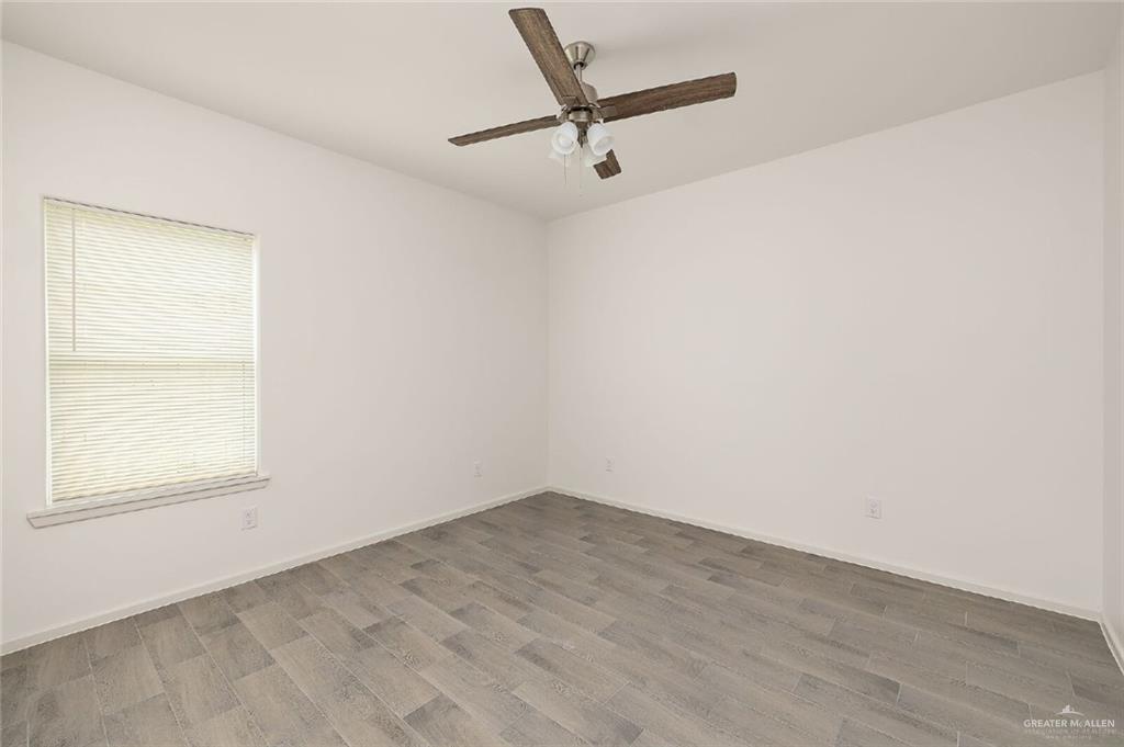 Photo 8 of 2805 Hayes Avenue #2