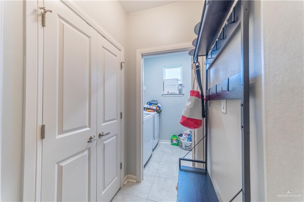Photo 16 of 1424 Candor Drive