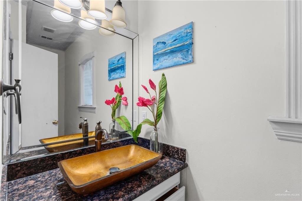 Photo 20 of 902 Cimarron Drive