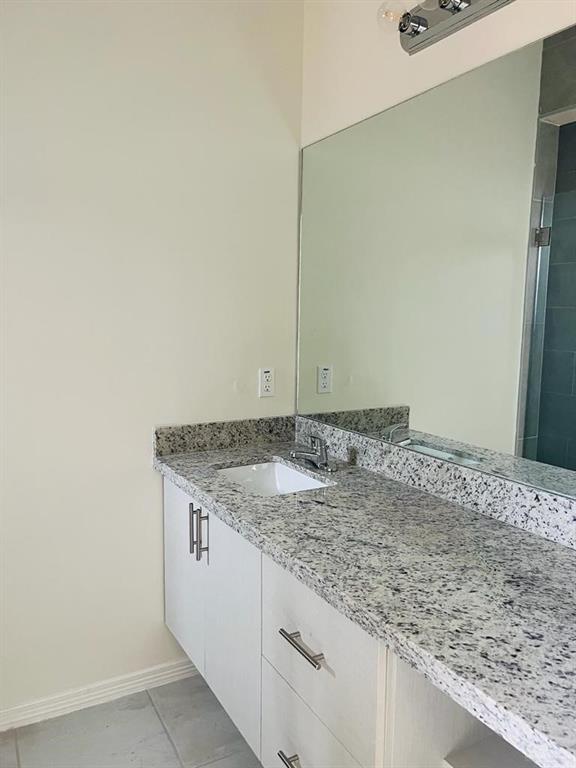 Photo 9 of 1405 Garfield Avenue #3