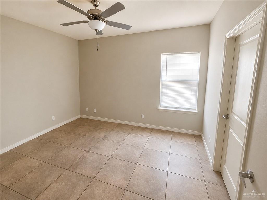 Photo 9 of 2707 Garfield Avenue #A