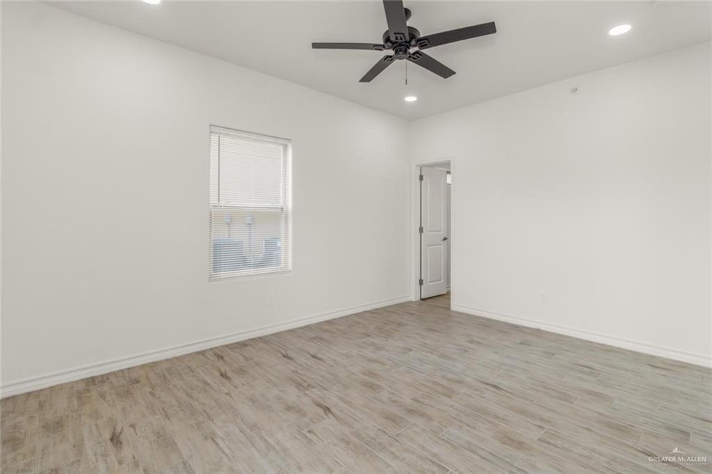 Photo 5 of 900 Redbud Avenue #16A2