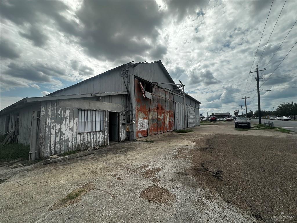 Photo 5 of 503 State Avenue