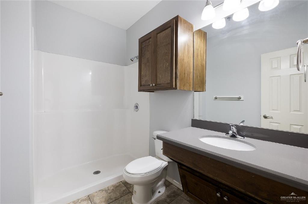 Photo 8 of 416 5th Street #B2